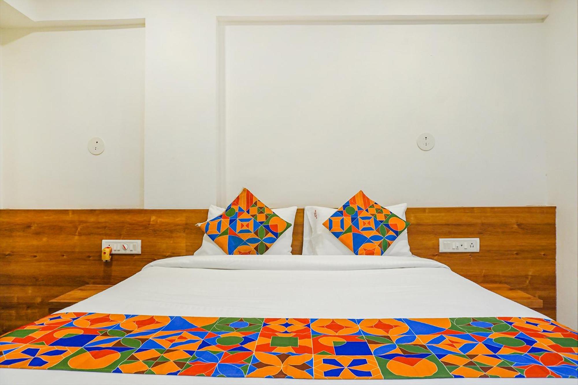 Fabhotel Royal Palace - Lal Mahal Pune