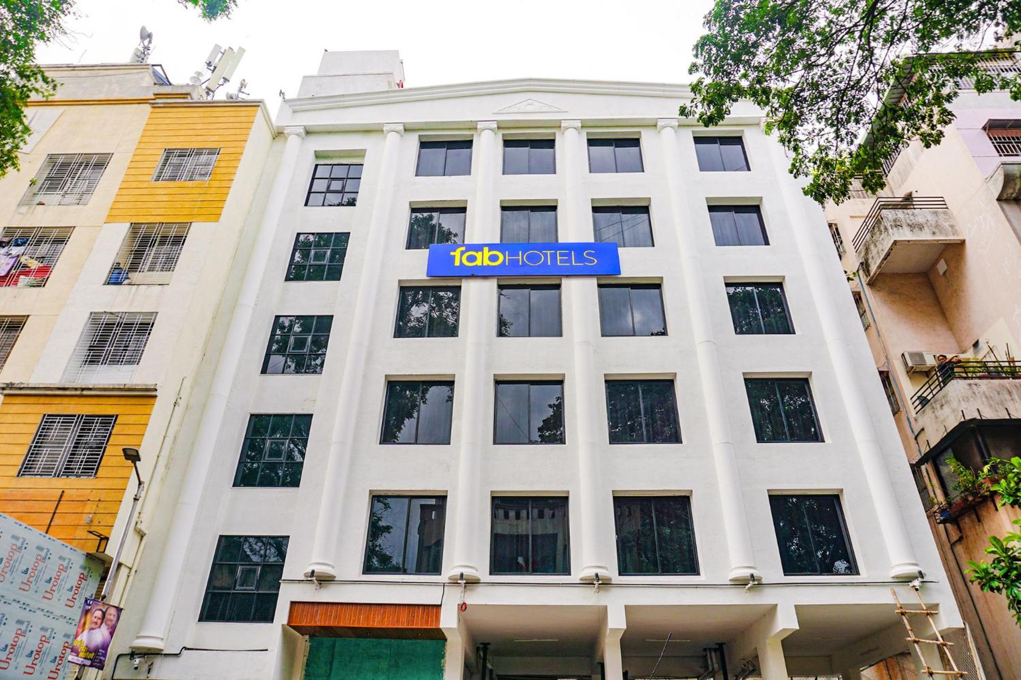Fabhotel Royal Palace - Lal Mahal