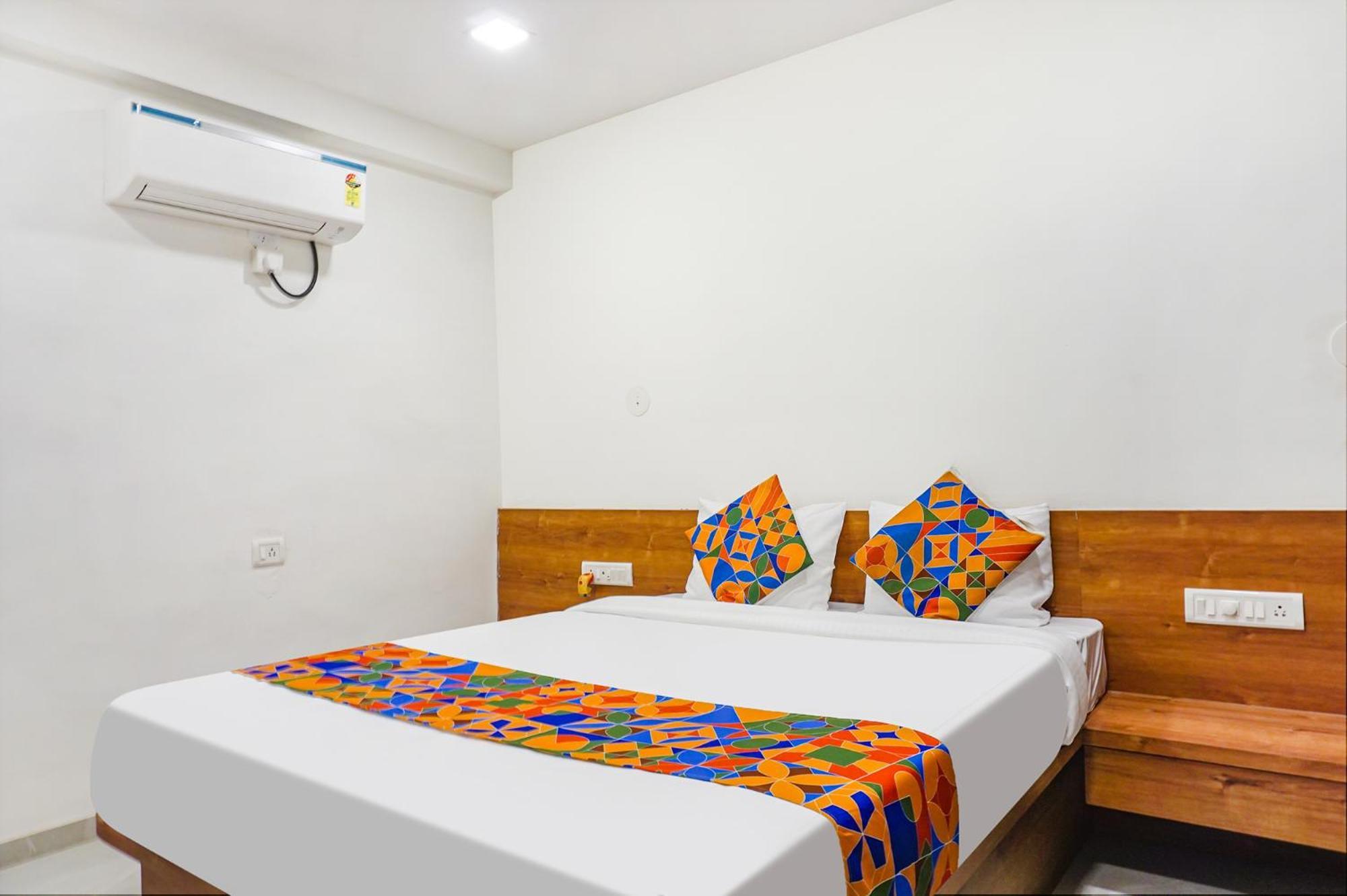 Fabhotel Royal Palace - Lal Mahal Hotel 5*