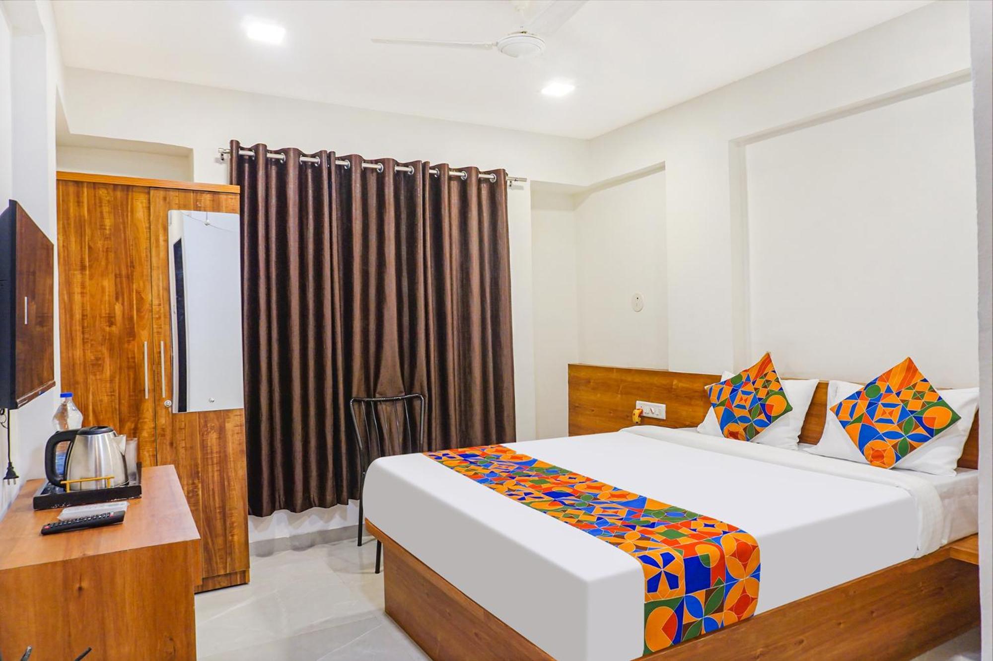 Fabhotel Royal Palace - Lal Mahal 5* Pune